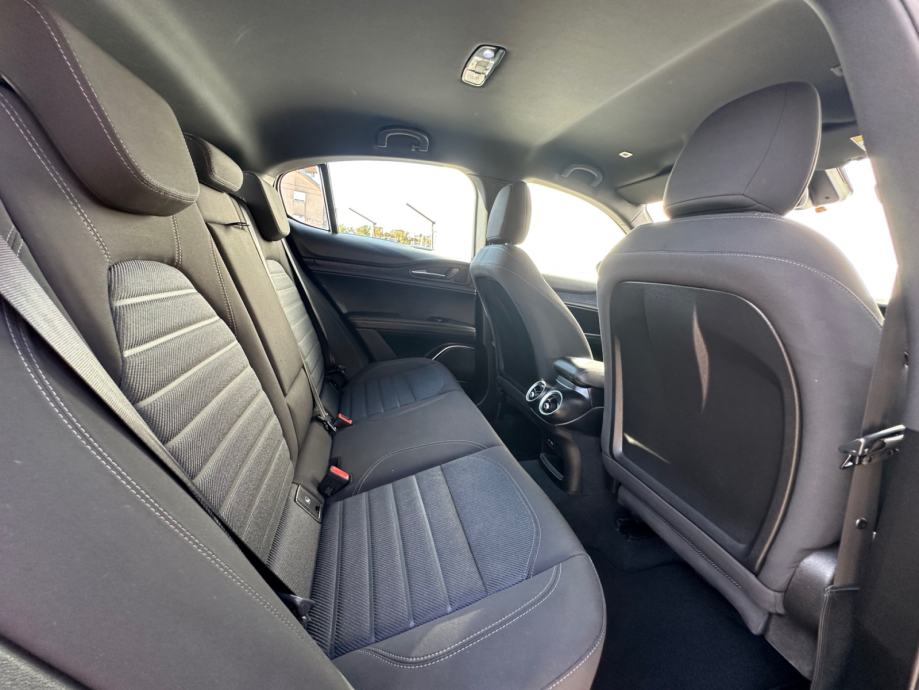 Alfa Romeo Stelvio Q4 2,2 Diesel 190 Super | 24MJ JAMSTVA | U PDV-U, fotografija 16