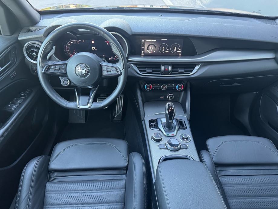 Alfa Romeo Stelvio Veloce 2,0 Turbo 280ks 2024 - Alu 21”•U PDV-u, fotografija 15