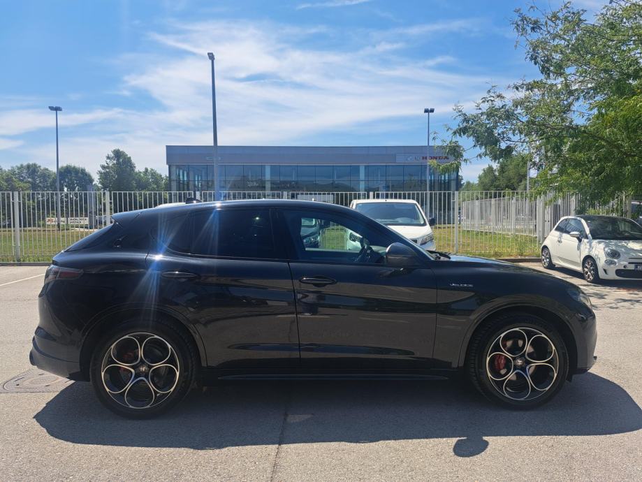 Alfa Romeo Stelvio Veloce 2.2 210 KS Q4, fotografija 6