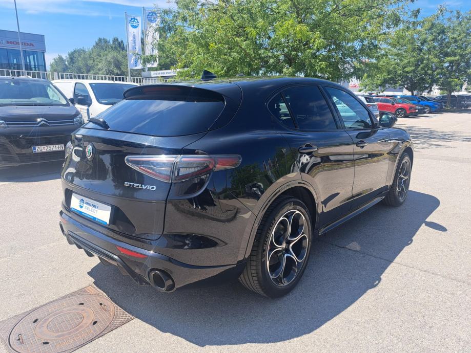 Alfa Romeo Stelvio Veloce 2.2 210 KS Q4, fotografija 5