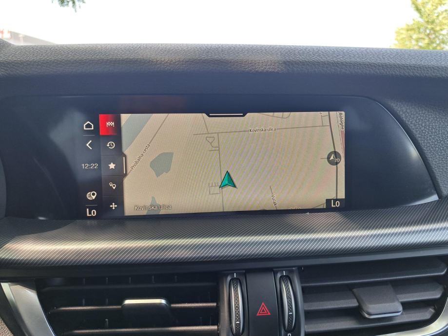 Alfa Romeo Stelvio Veloce 2.2 210 KS Q4, fotografija 15