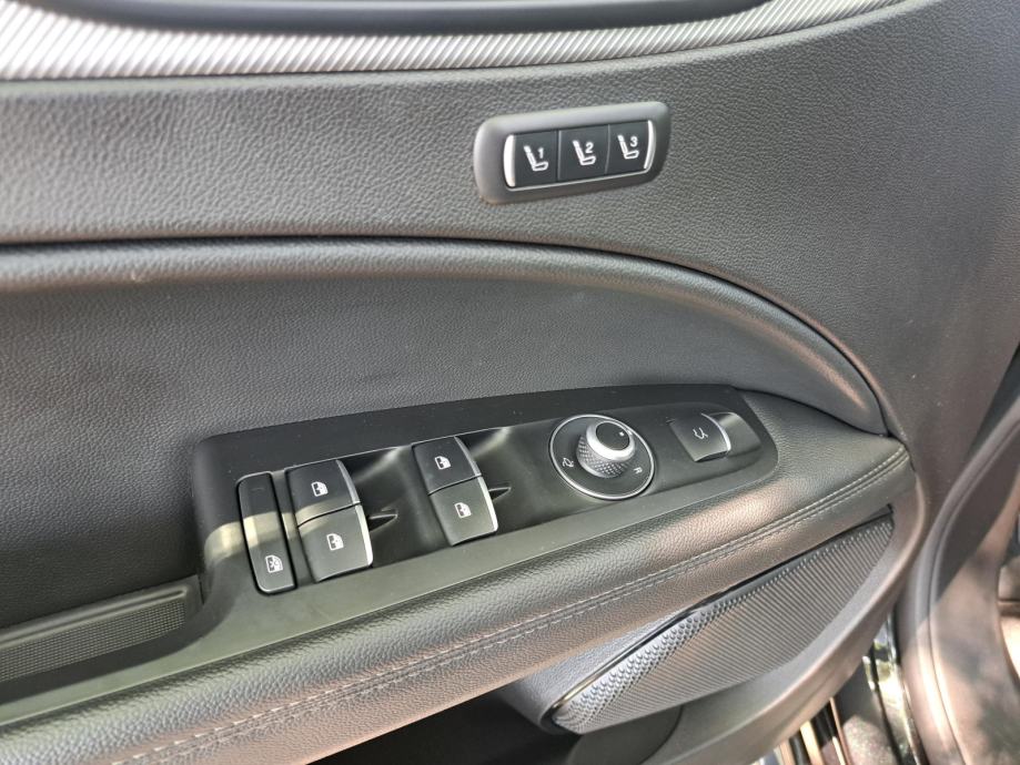 Alfa Romeo Stelvio Veloce 2.2 210 KS Q4, fotografija 17