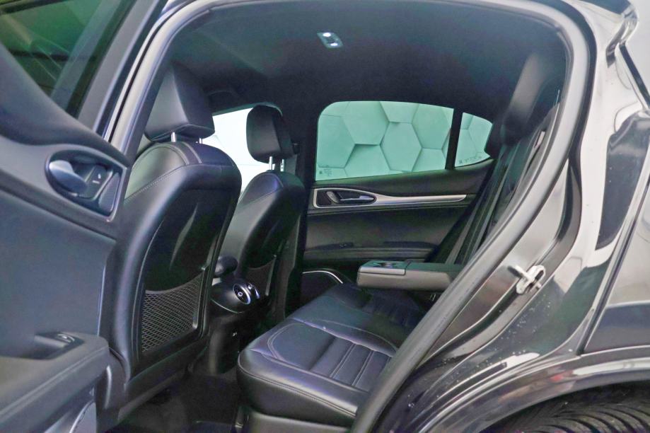 Alfa Romeo Stelvio Veloce 2.2 Multijet Q4 AT8 210KS RADARtemp MEMORY, fotografija 10