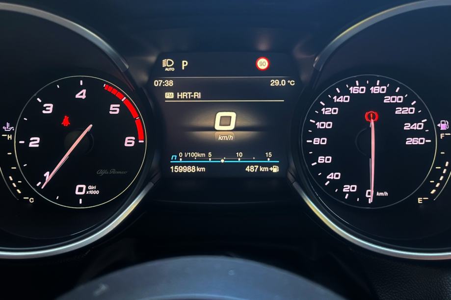 Alfa Romeo Stelvio Veloce 2.2 Multijet Q4 AT8 210KS RADARtemp MEMORY, fotografija 11
