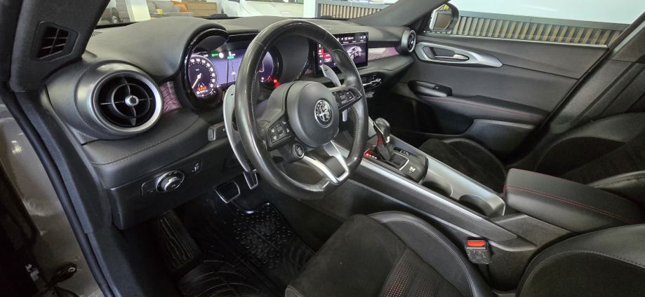 Alfa Romeo Tonale 1,5MHEV SPECIALE, F1 AUT, VIRTUAL, FUL LED, ACC, KAM, fotografija 13