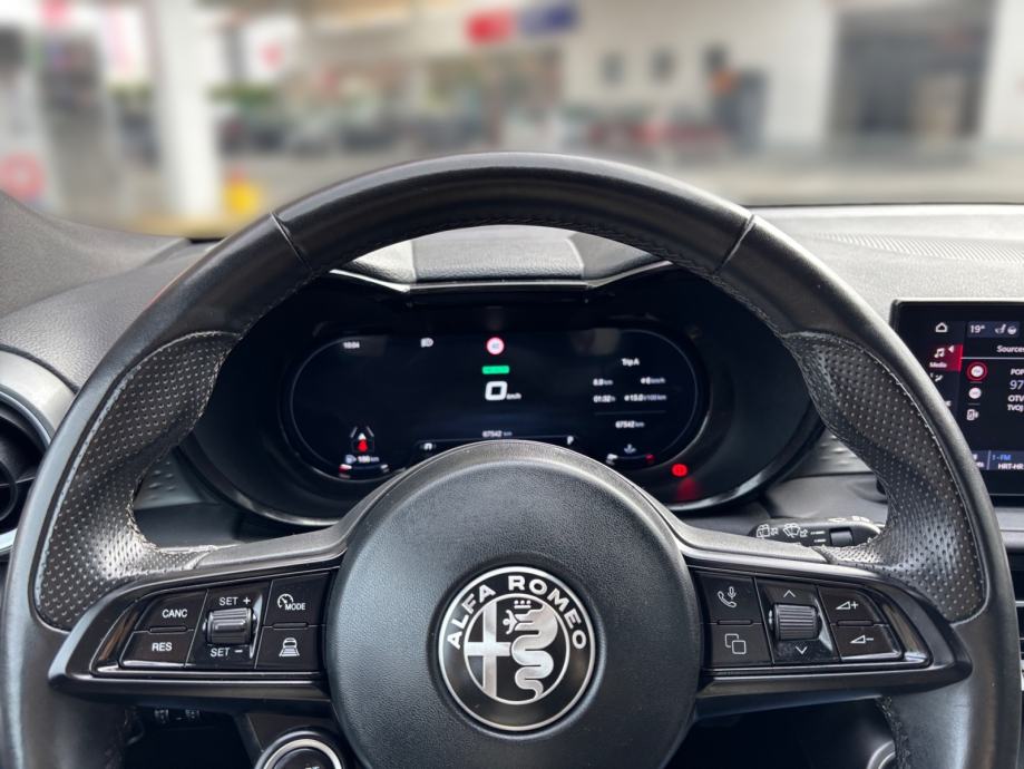 Alfa Romeo Tonale 1.5 HYBRID SPRINT - 3 godine jamstva, fotografija 18