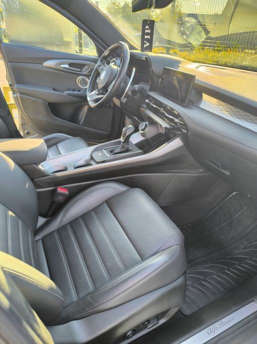 Alfa Romeo Tonale 1,5 MHEV VELOCE, fotografija 13