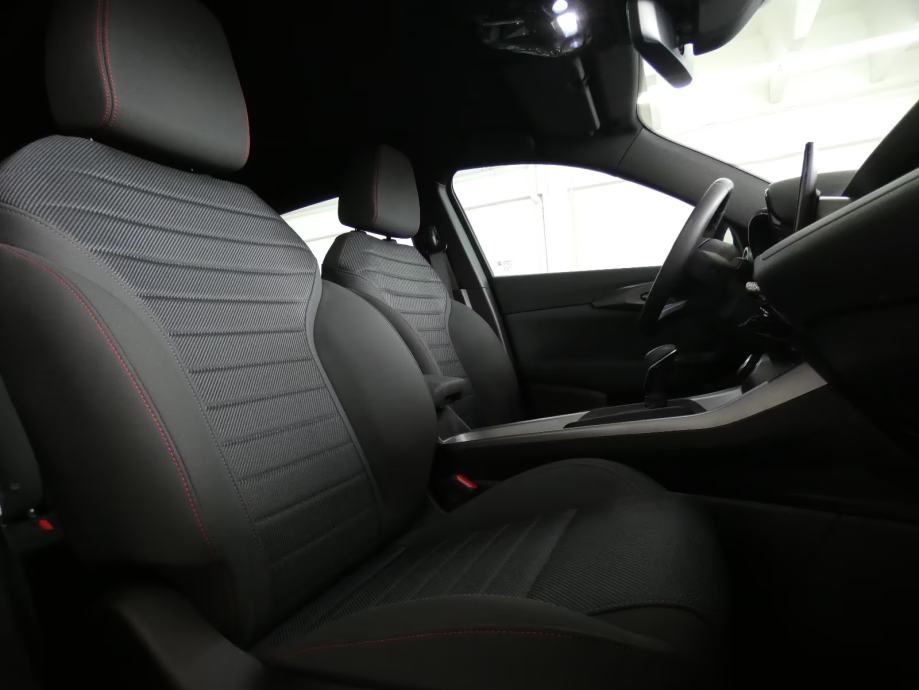 Alfa Romeo Tonale 1,6 * RJEŠAVAMO LEASING *, fotografija 10