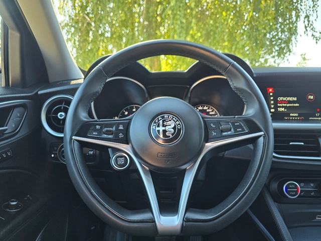AR STELVIO 2.2 D Q4 VELOCE-170 tkm-AT8-NAVI-AD.TEMPO-KAMERA-P+Z SENZOR, fotografija 19