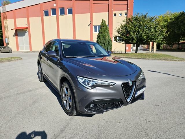 AR STELVIO 2.2 D Q4 VELOCE-170 tkm-AT8-NAVI-AD.TEMPO-KAMERA-P+Z SENZOR, fotografija 10