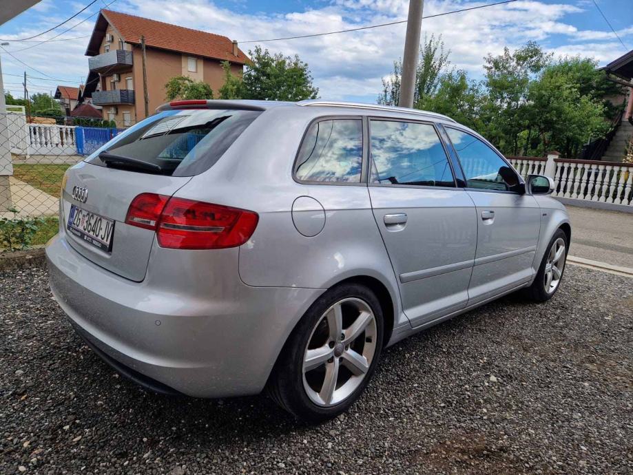 Audi A3 SPORTBACK S LINE - KLIMMATRONIC - ALU - PDV - XENON..., fotografija 7