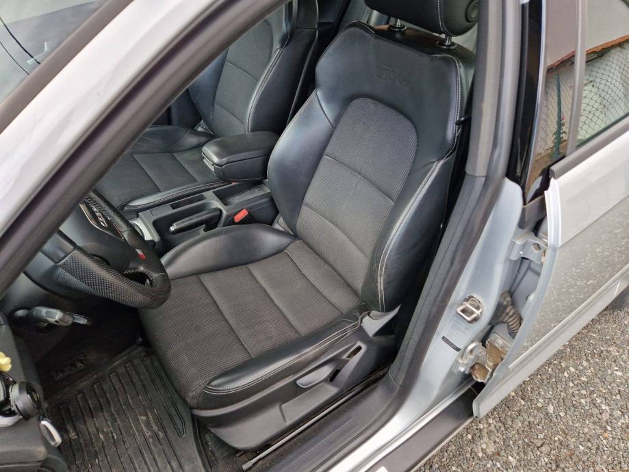 Audi A3 SPORTBACK S LINE - KLIMMATRONIC - ALU - PDV - XENON..., fotografija 9