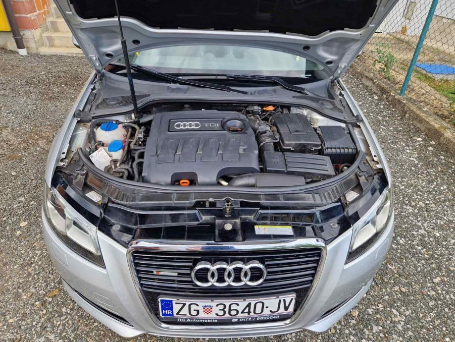 Audi A3 SPORTBACK S LINE - KLIMMATRONIC - ALU - PDV - XENON..., fotografija 12