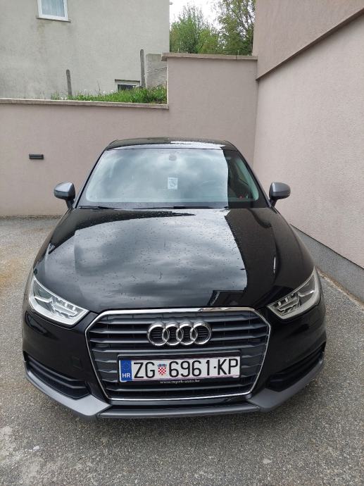 Audi A1 1,0 TFSI(cijena sa Pdv-om), fotografija 3