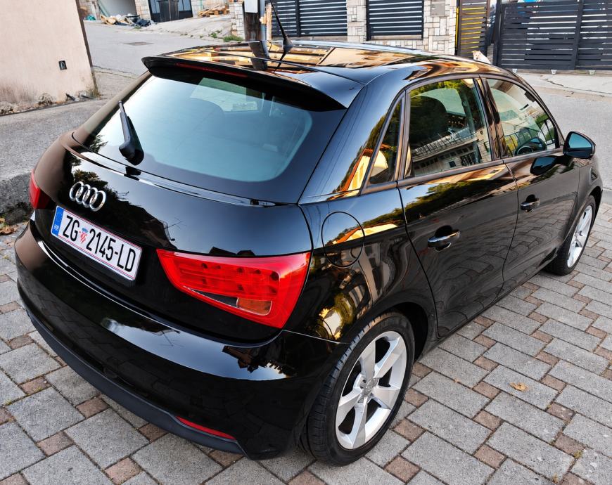Audi A1 1,0 TFSI SPORTBACK * 2016. * REGISTRIRAN* 5 VRATA *ALU *, fotografija 9