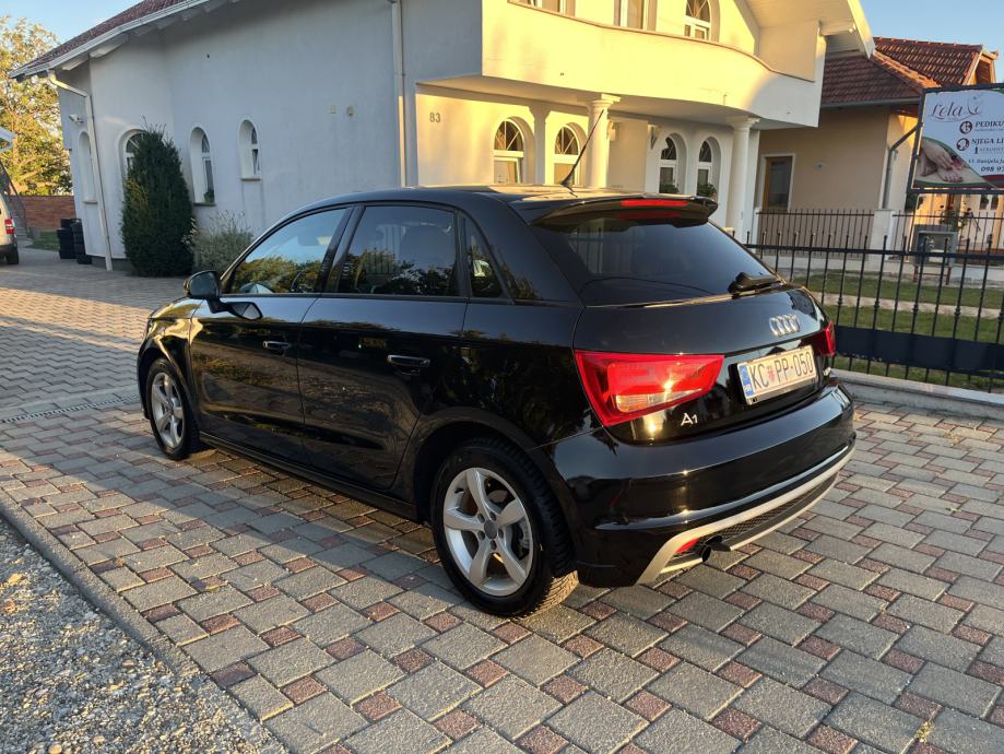 Audi A1 1,2 TFSI S line plus, fotografija 3