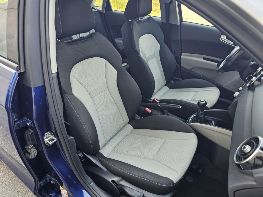 *AUDI*A1*1.6*TDI*77*KW*SPORT*PANORAMA*ALU*17*V+M*SERVIS*TOP*STANJE*ZG*, fotografija 16