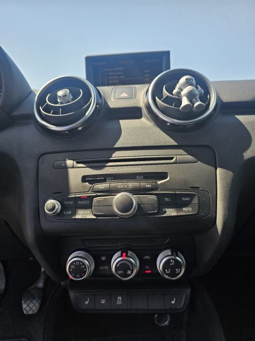 Audi A1 1,6 TDI, fotografija 10