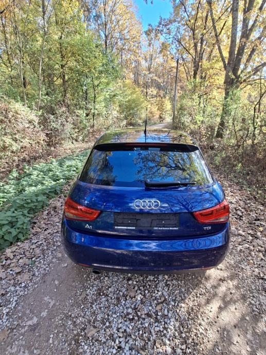 Audi A1 1,6 TDI S-tronic automatik, fotografija 4