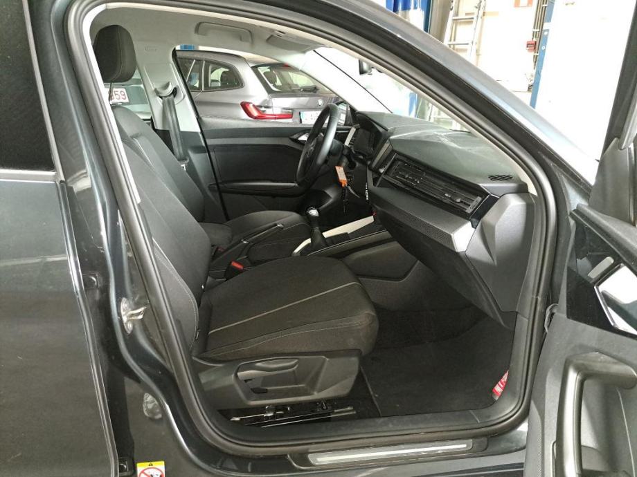 Audi A1 25 TFSI ADVANCED VIRTUAL MMI NAVI ALU 2xPDC TEMPOMAT*GARANCIJA, fotografija 7