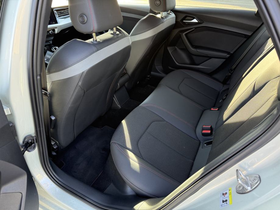 AUDI A1 30 TFSI 2023. Godina **S-Line** - 44 000 KM - U DOLASKU❗️❗️, fotografija 15
