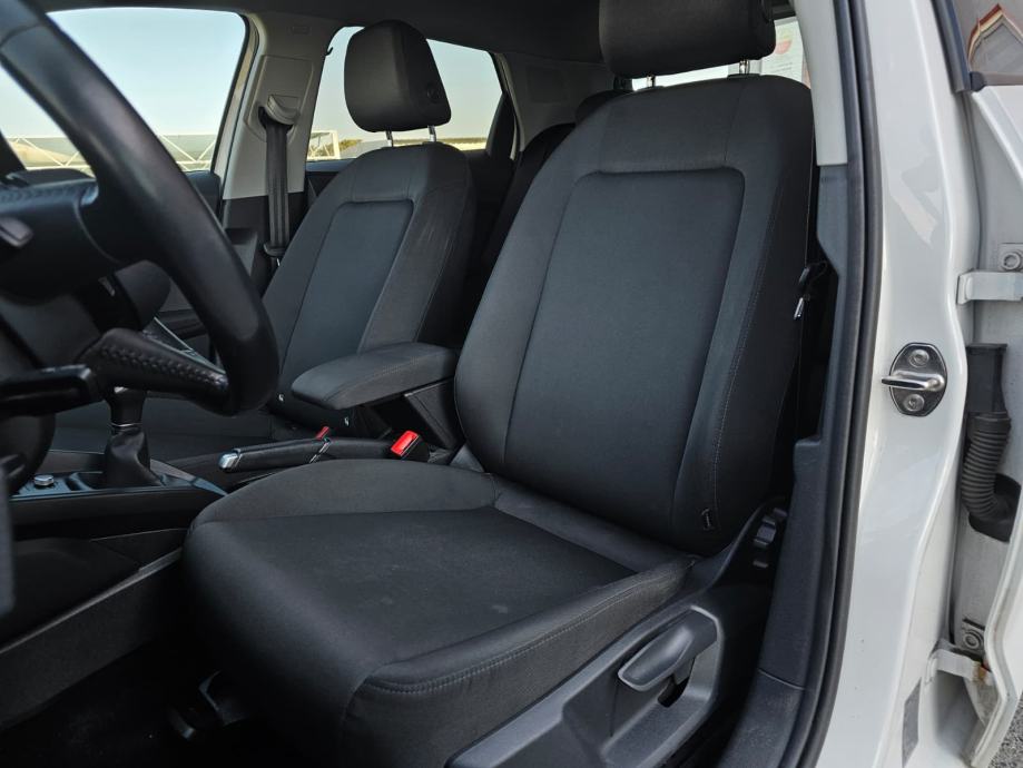AUDI A1 Sportback 25 TFSI - oštećeno vozilo, fotografija 18