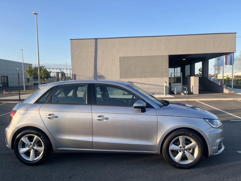 Audi A1 Sportback Ultra , Diesel ,5 vrata, fotografija 12