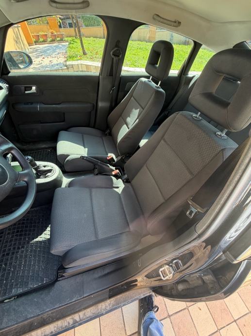 Audi A2 1,4, fotografija 9