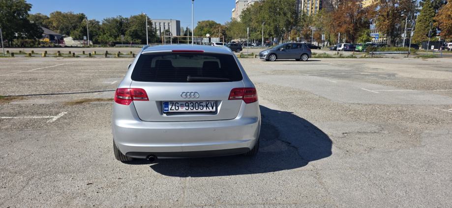 Audi A3 1,2 TFSI, NAVIGACIJA, PARKING SENZORI, SERVISNA,, fotografija 6
