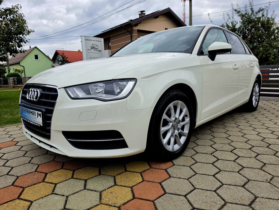 Audi A3 1,2 TFSI,,SERVISNA,,2.GOD.JAMSTVA,,170475KM, fotografija 2