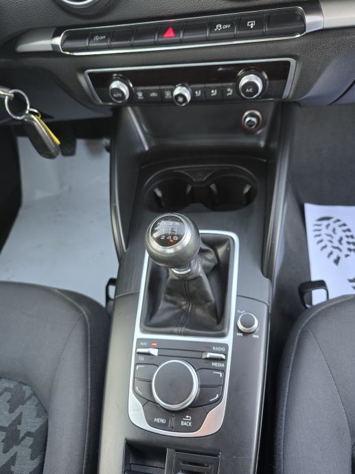 Audi A3 1,6 TDI-110ks-2017god.md-NAVIGACIJA-172tkm,climatronic,KARTICE, fotografija 16