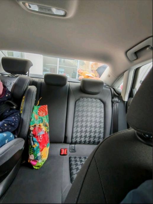 Audi A3 1,6 TDI automatik, fotografija 9