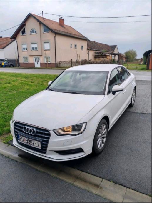 Audi A3 1,6 TDI automatik, fotografija 3