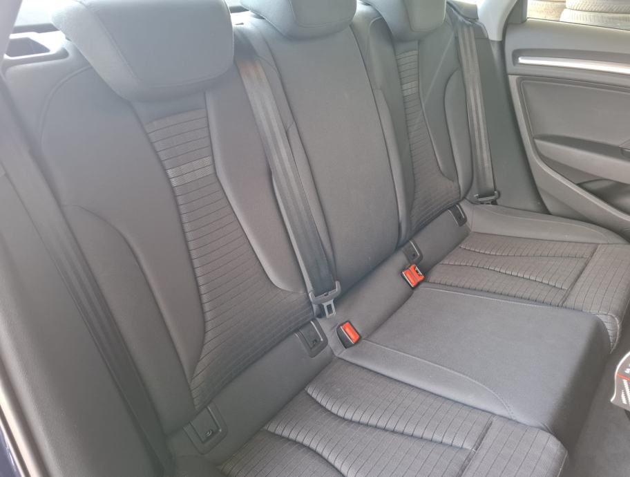 Audi A3 1,6 TDI AUTOMATIK SPORT ALU NAVI PDC FULL LED GARANCIJA, fotografija 12
