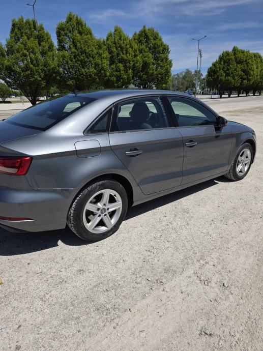 Audi A3 1.6 TDi automatik,S tronic, fotografija 2