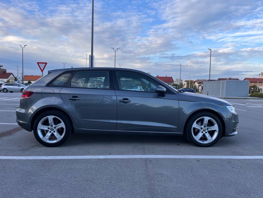 Audi A3 1,6 TDI BI-KSENON,LED SVIJETLA,GRIJANJE SJEDALA,AMBIENT LIGHT, fotografija 5