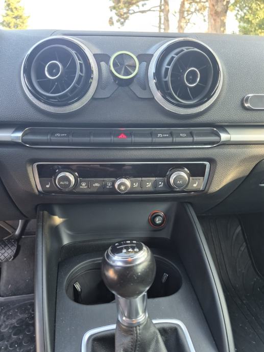 Audi A3 1,6 TDI, fotografija 11