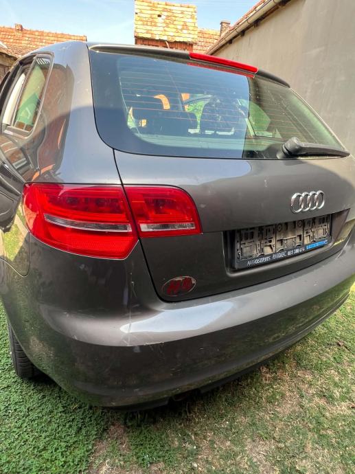 Audi A3 1,6 TDI, fotografija 12