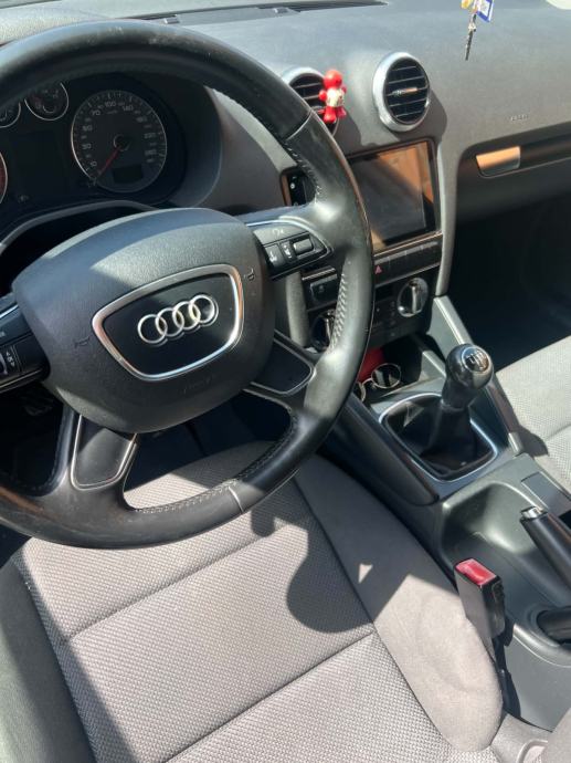 Audi A3 1,6 TDI, fotografija 6