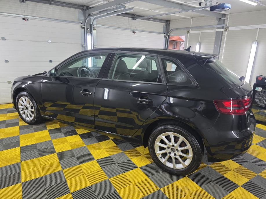 Audi A3 1,6 TDI, fotografija 6