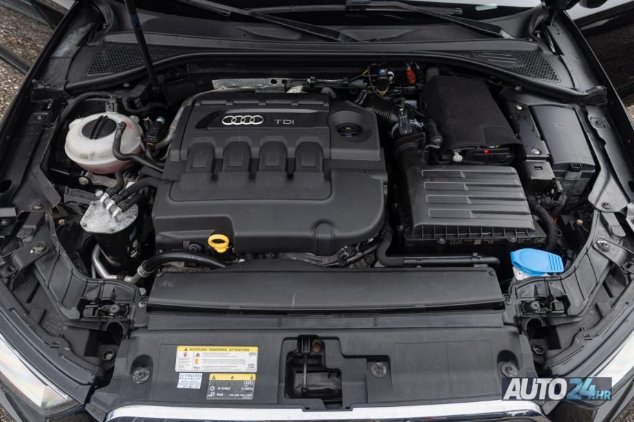 Audi A3 1,6 TDI Sport|RATA 210 €|1.VL|VEL. SERVIS|JAMSTVO|ALU|NAVI, fotografija 10