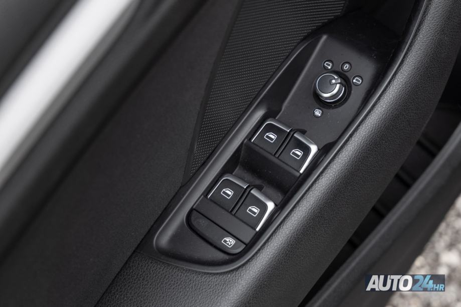 Audi A3 1,6 TDI Sport|RATA 210 €|1.VL|VEL. SERVIS|JAMSTVO|ALU|NAVI, fotografija 11