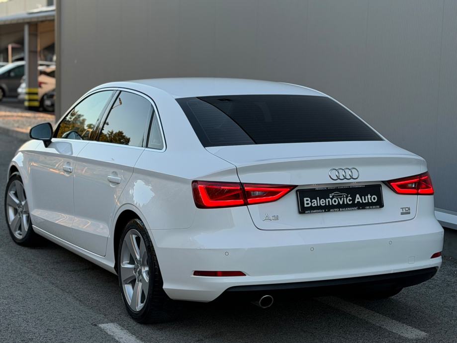 Audi A3 1,6 TDI SPORT LIMUZINA 110 KS 6 BRZINA LED NAVI ALU FELGE NOVO, fotografija 2