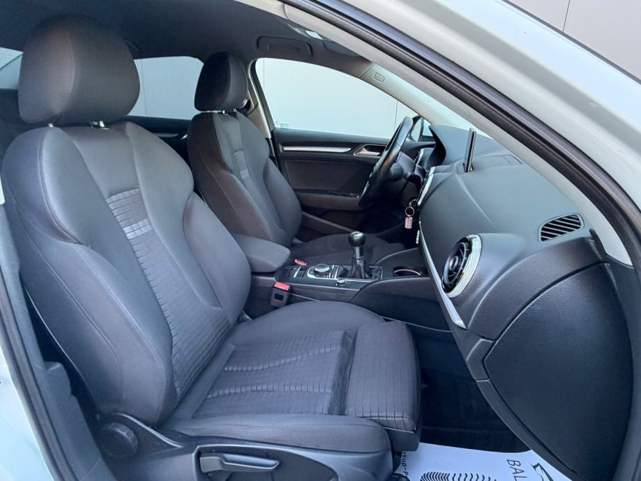 Audi A3 1,6 TDI SPORT LIMUZINA 110 KS 6 BRZINA LED NAVI ALU FELGE NOVO, fotografija 10