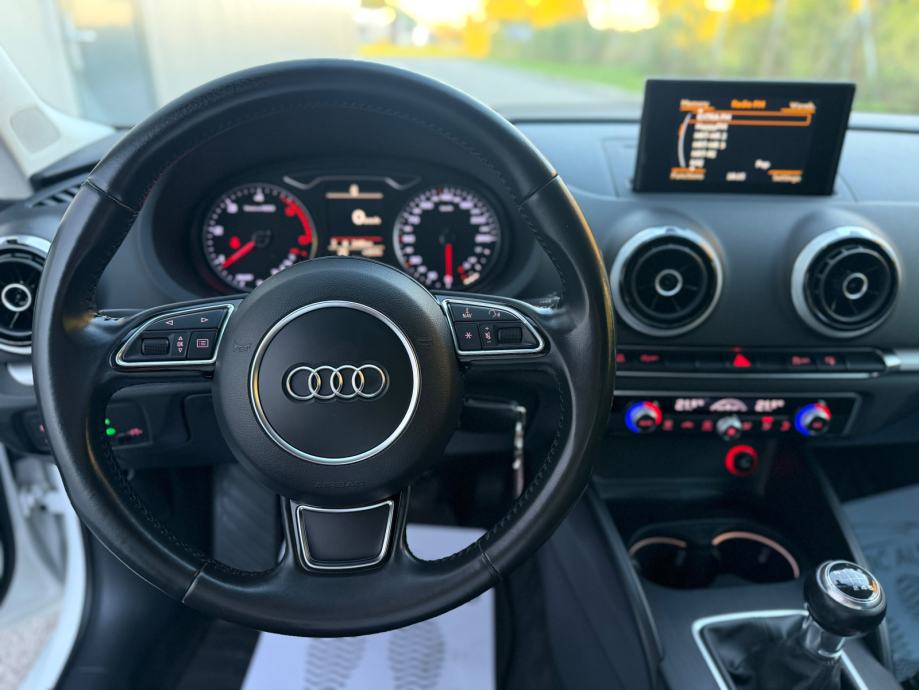 Audi A3 1,6 TDI SPORT LIMUZINA 110 KS 6 BRZINA LED NAVI ALU FELGE NOVO, fotografija 18