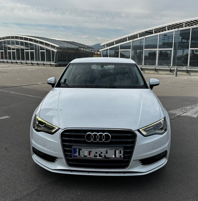 Audi A3 1,6 TDI S-tronic Automatik*Hr.Auto*Veliki servis*LED*Odličan*, fotografija 3