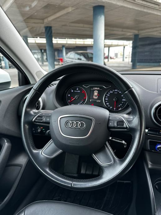 Audi A3 1,6 TDI S-tronic Automatik*Hr.Auto*Veliki servis*LED*Odličan*, fotografija 15