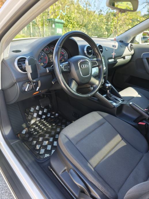 Audi A3 1,6 TDI S-tronic automatik, fotografija 9