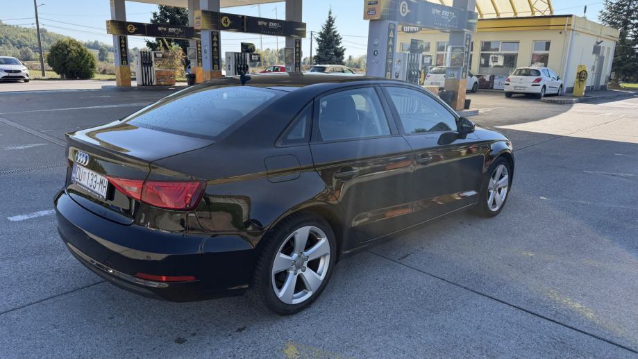 Audi A3 1,6 TDI S-tronic automatik, fotografija 5