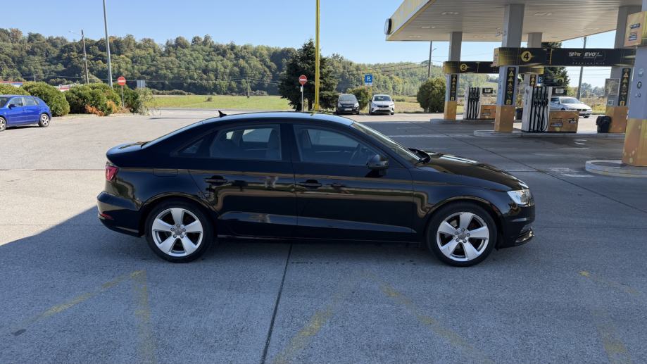 Audi A3 1,6 TDI S-tronic automatik, fotografija 4